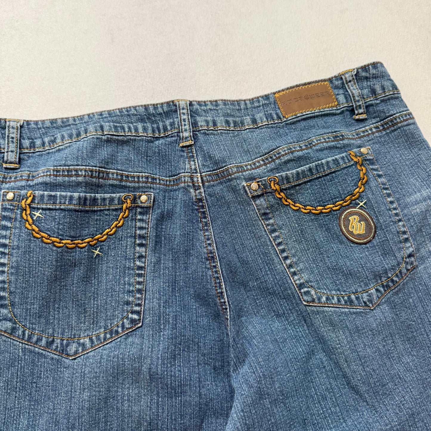 Rocawear Women's Medium Wash Blue Denim Bootcut Jeans Low Rise Casual Size 18