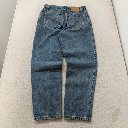 Levis Vintage 550 Relaxed Tapered Jeans Size 12 photo 2