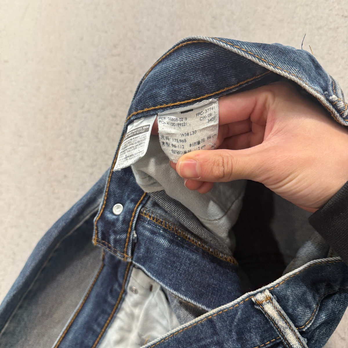 Levis Vintage Distressed Patched Straight Jeans Size 36x30 photo 4