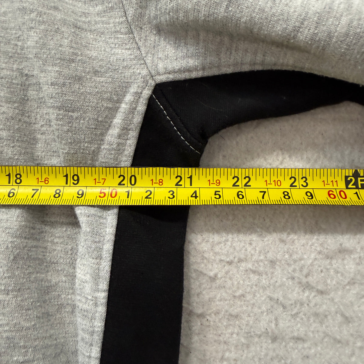 VTG LA Roulette Sports Men Gray Black Colorblock 1/4 Zip Sweatshirt Logo Size XL