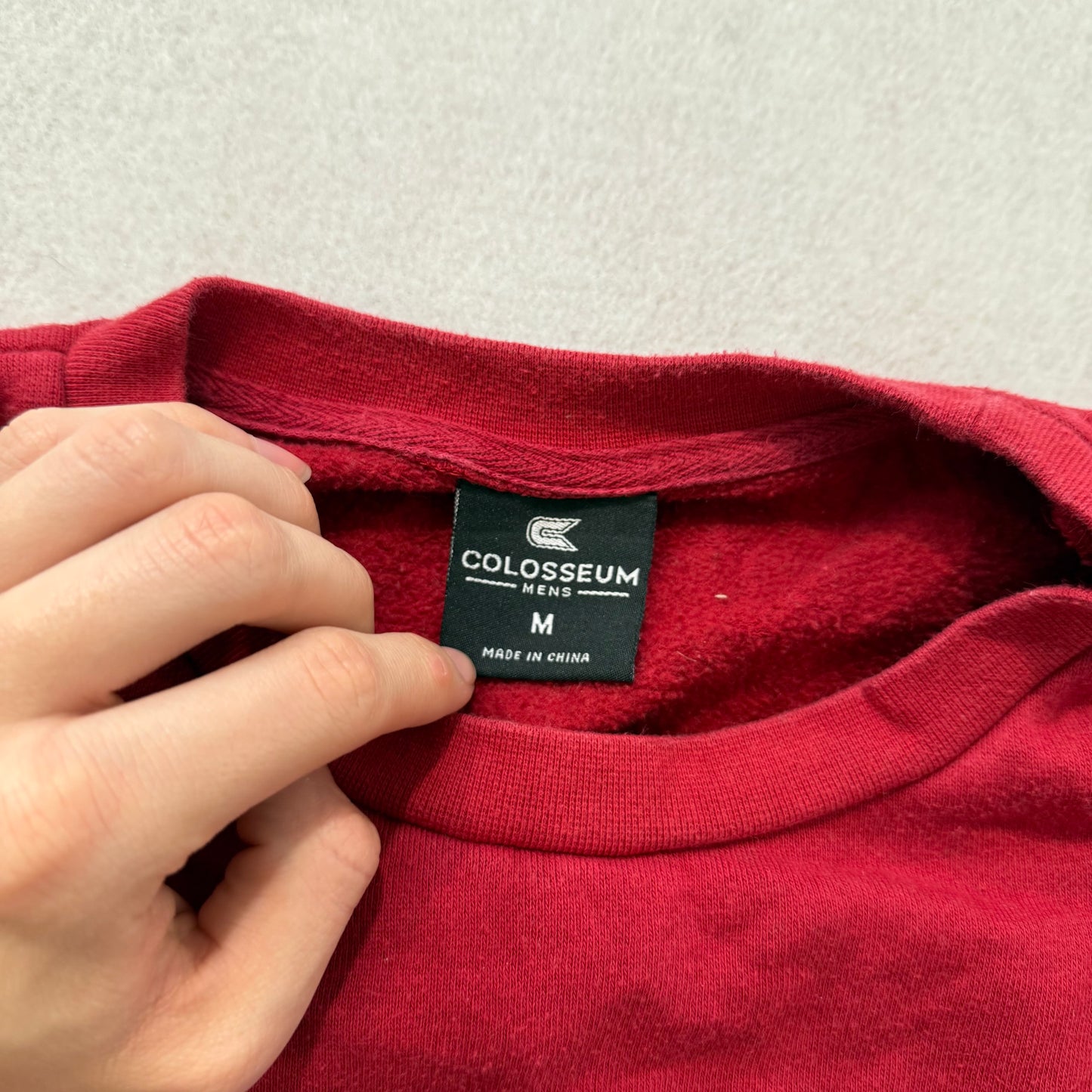 Colosseum Men's Crimson Cotton Sweatshirt Crew Neck Long Sleeves Graphic Size M