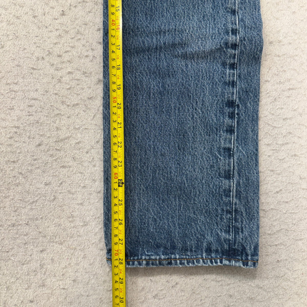Levis 501 Medium Wash Button Fly Jeans Size 34x30 photo 5