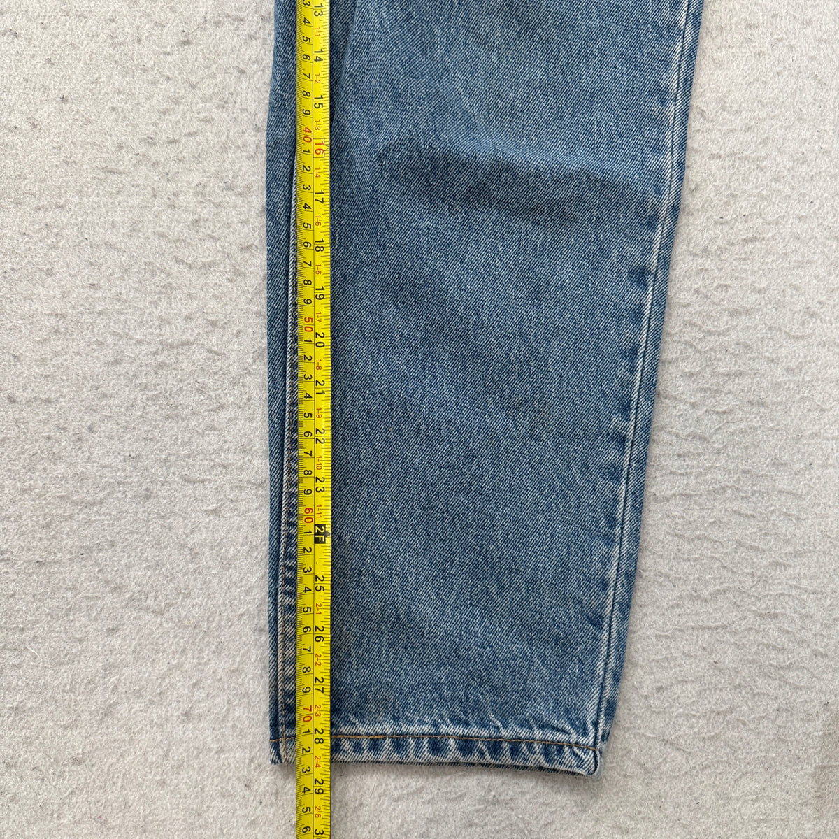Levis Vintage 550 Relaxed Tapered Jeans Size 12 photo 5