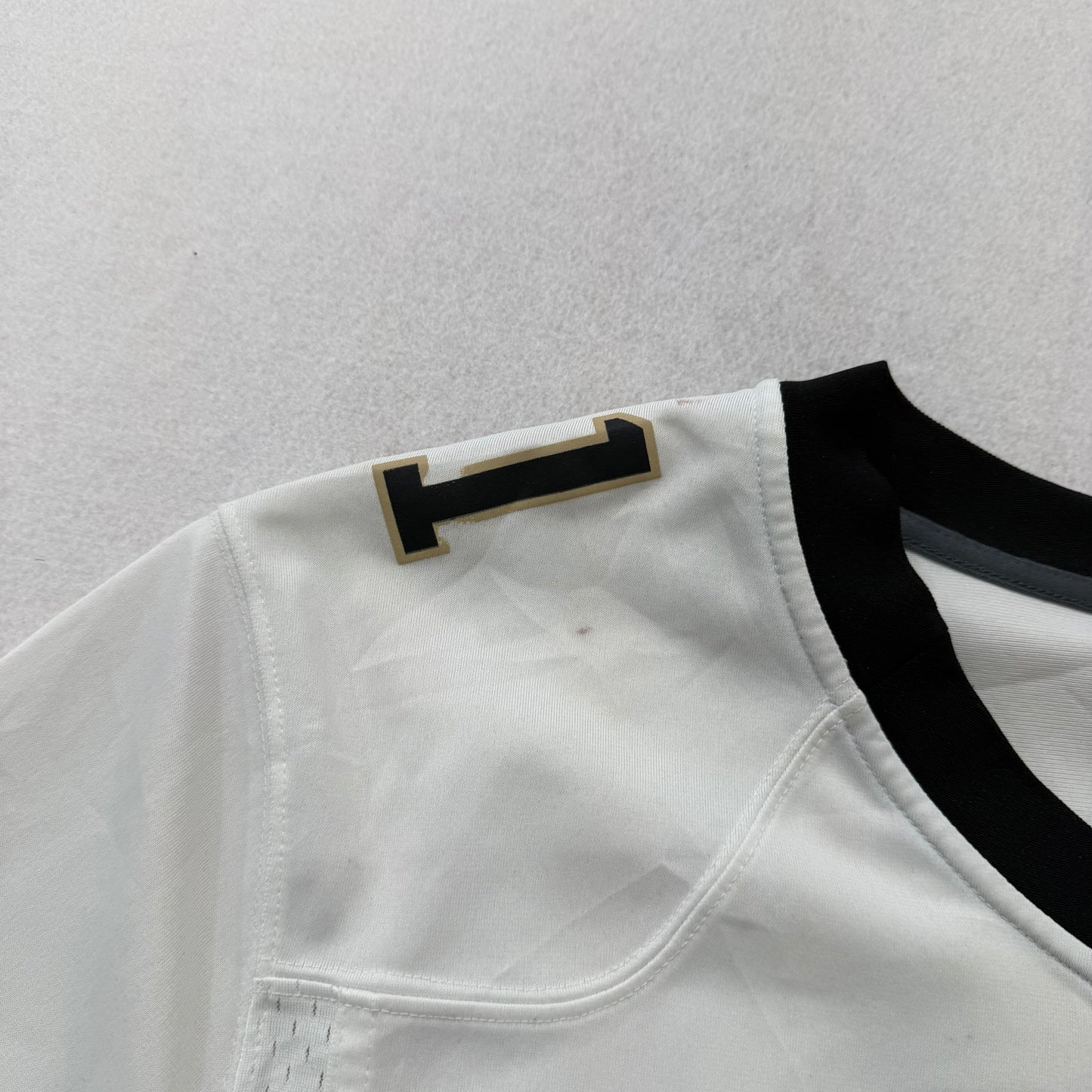 Nike Alvin Kamara New Orleans Men's White Cotton T-Shirt Short Sleeves Size L