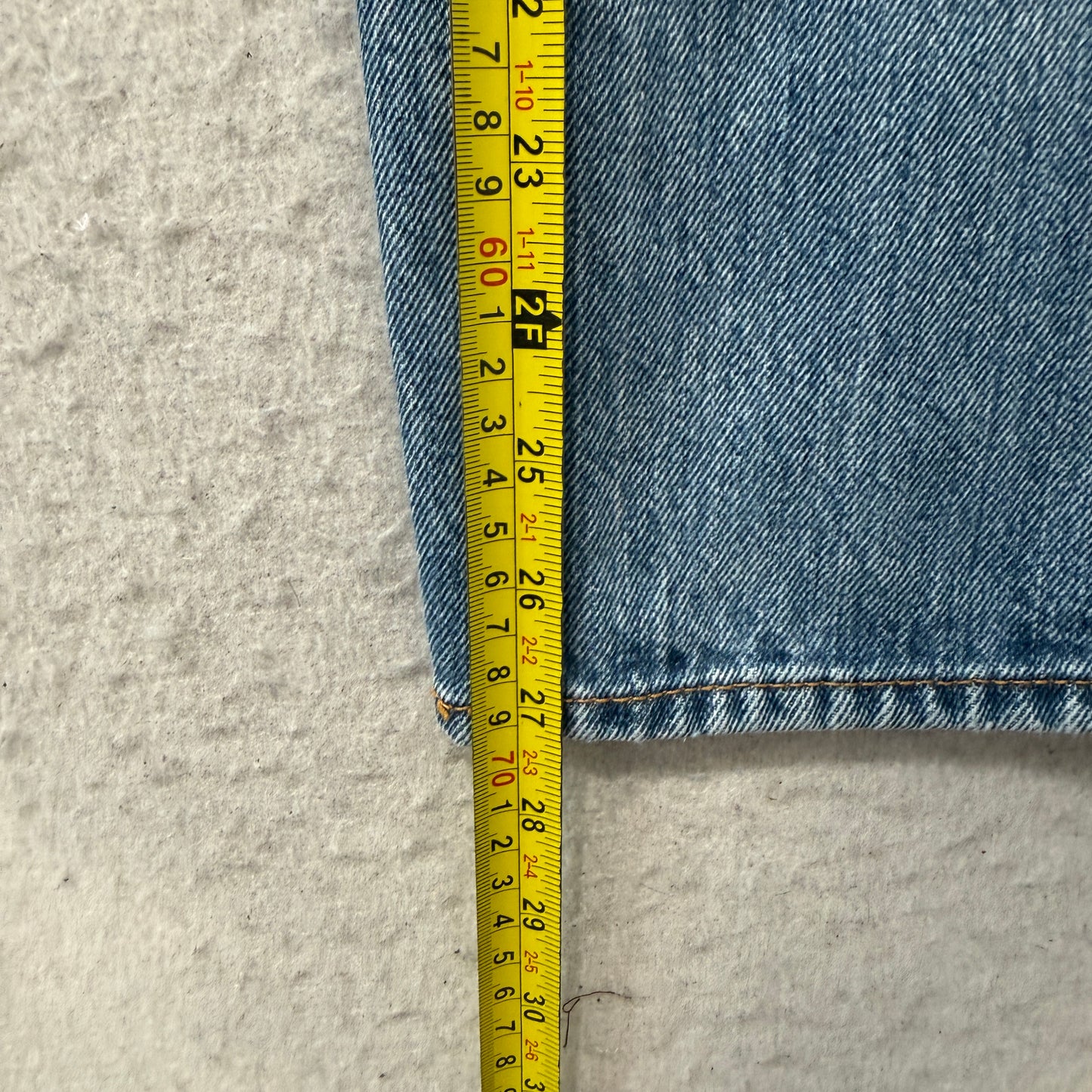 Levi's 501 Men's Blue Denim Jeans Straight Fit Zip-Fly Pockets Size W38xL30