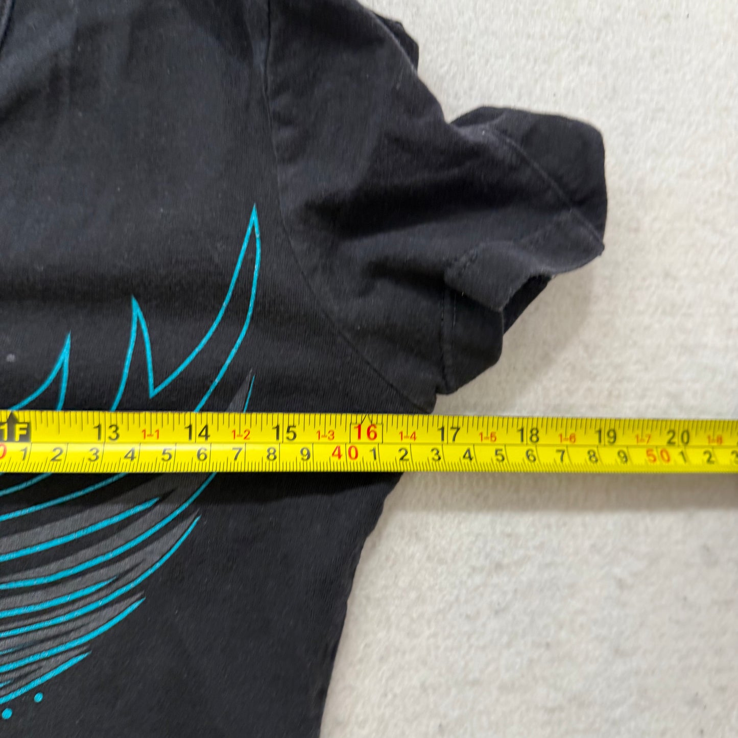 Harley-Davidson Women's T-Shirt Shredded Short Sleeve V-Neck Wing Graphic Size L