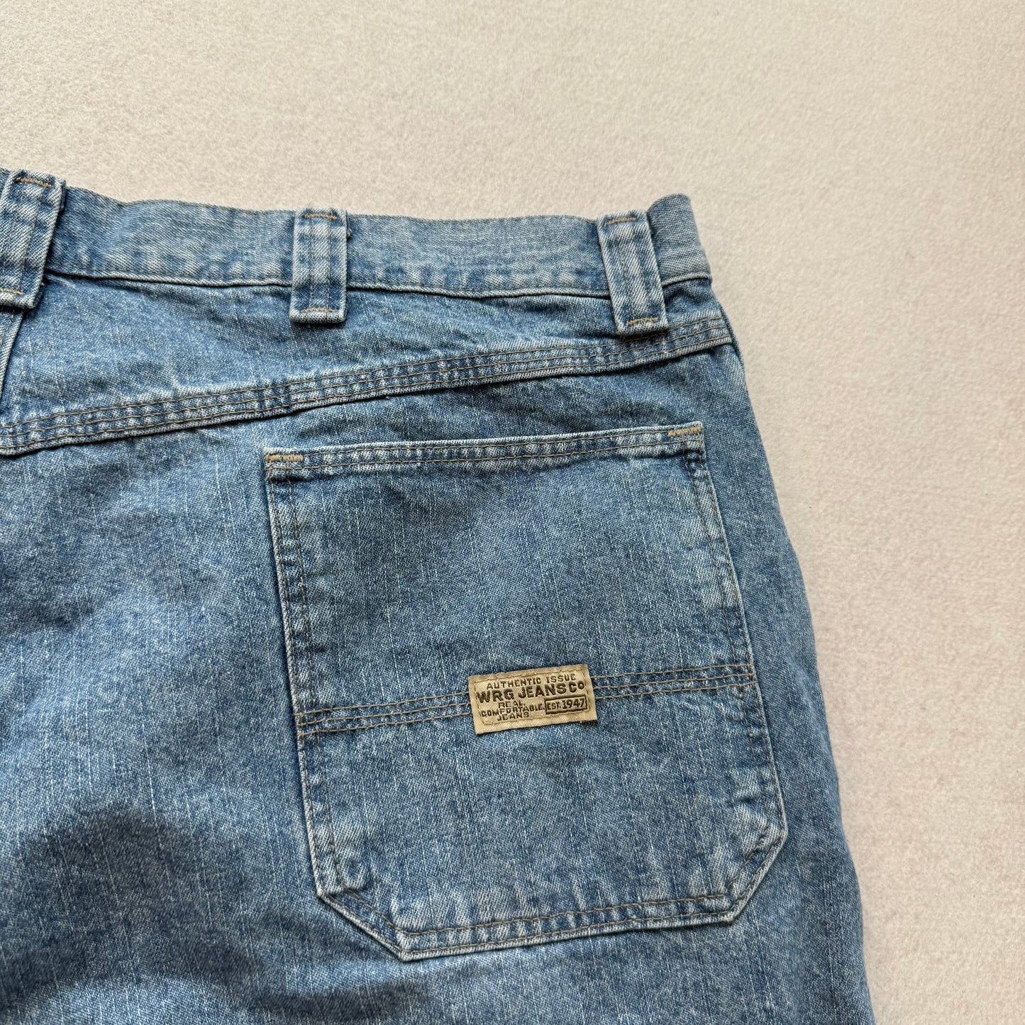 Wrangler Men's Blue Denim Straight Leg Carpenter Shorts Utility Pockets Size 40