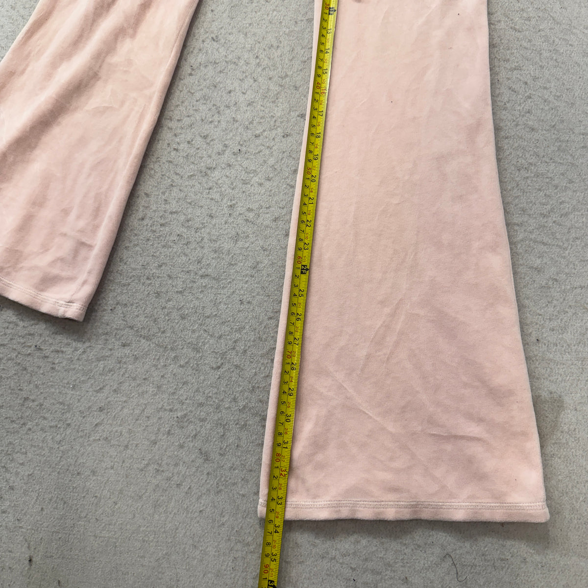 2003 Vintage Juicy Couture Women's Baby Pink Velour Flared Track Pant Y2K Size P