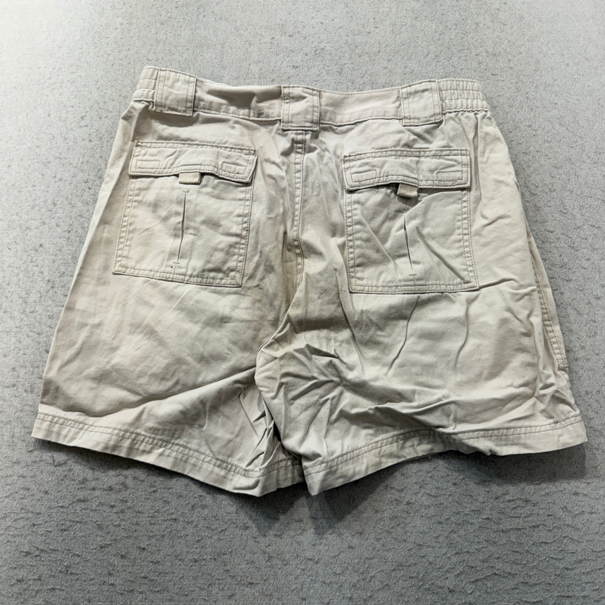 St. John's Bay Cargo Shorts Men's Khaki Beige Cotton Utility Pockets Size 36 photo 2