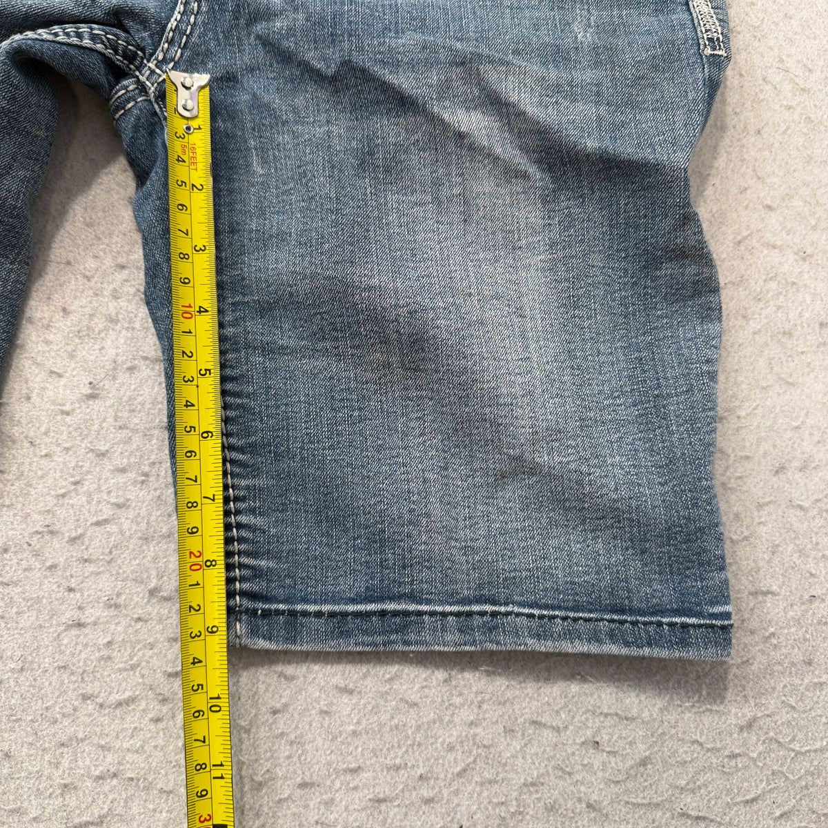 Xhilaration Bermuda Denim Shorts Women's Medium Wash Flap Pockets Size XL photo 5