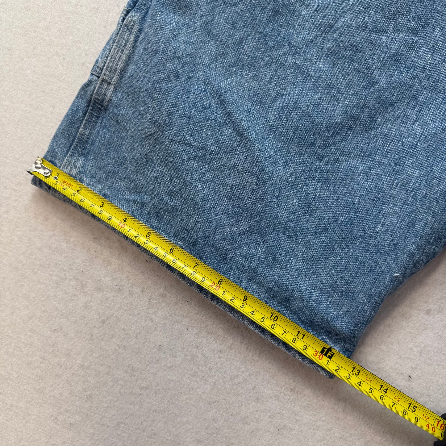 Wrangler Men's Blue Denim Straight Leg Carpenter Shorts Utility Pockets Size 40