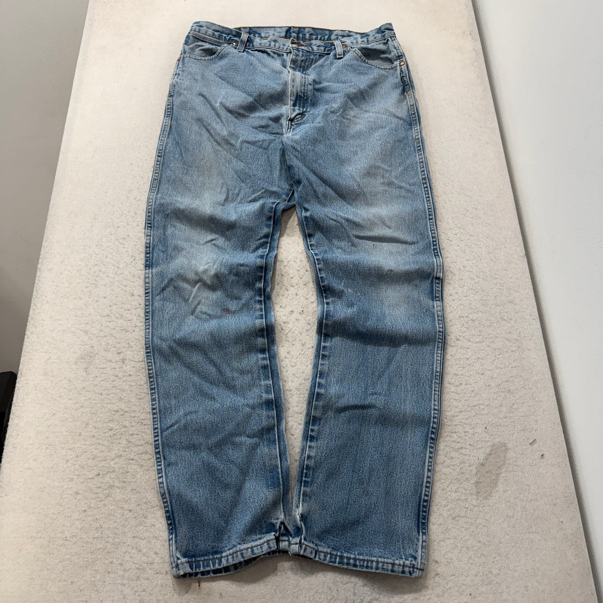 Vintage Wrangler 13MWZ Cowboy Cut Jeans Men's Light Wash USA Style Size 40x38 photo 1