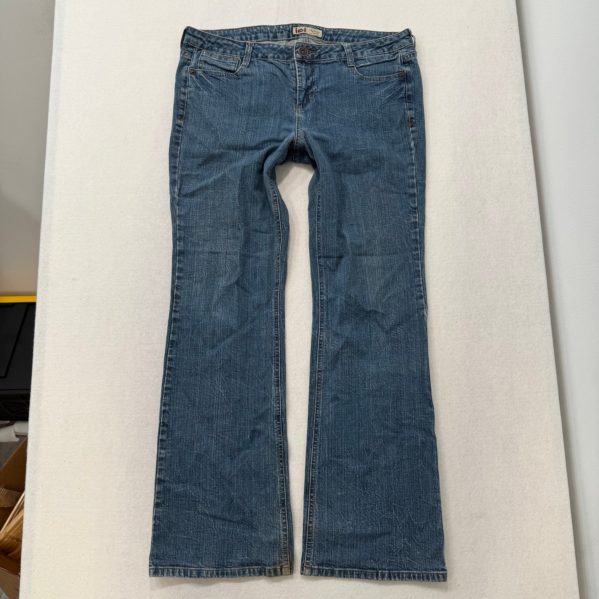 Vintage Chelsea Low Rise Blue Denim Jeans with Back Pocket Embroidery Size 15 - Clean Curriculums 