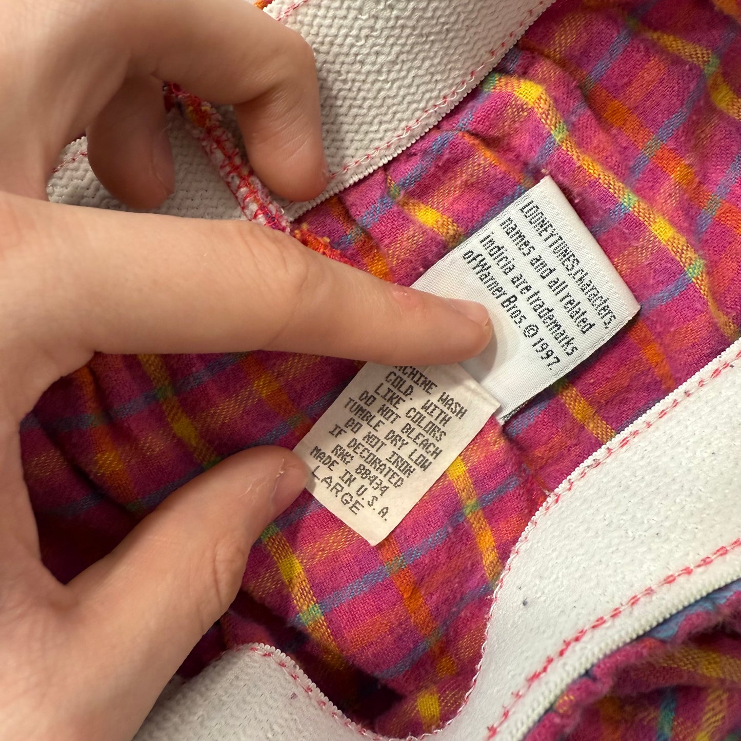 Vintage Looney Tunes Tweety Bird Men Red Plaid Cartoon-Themed Boxer Short Size L