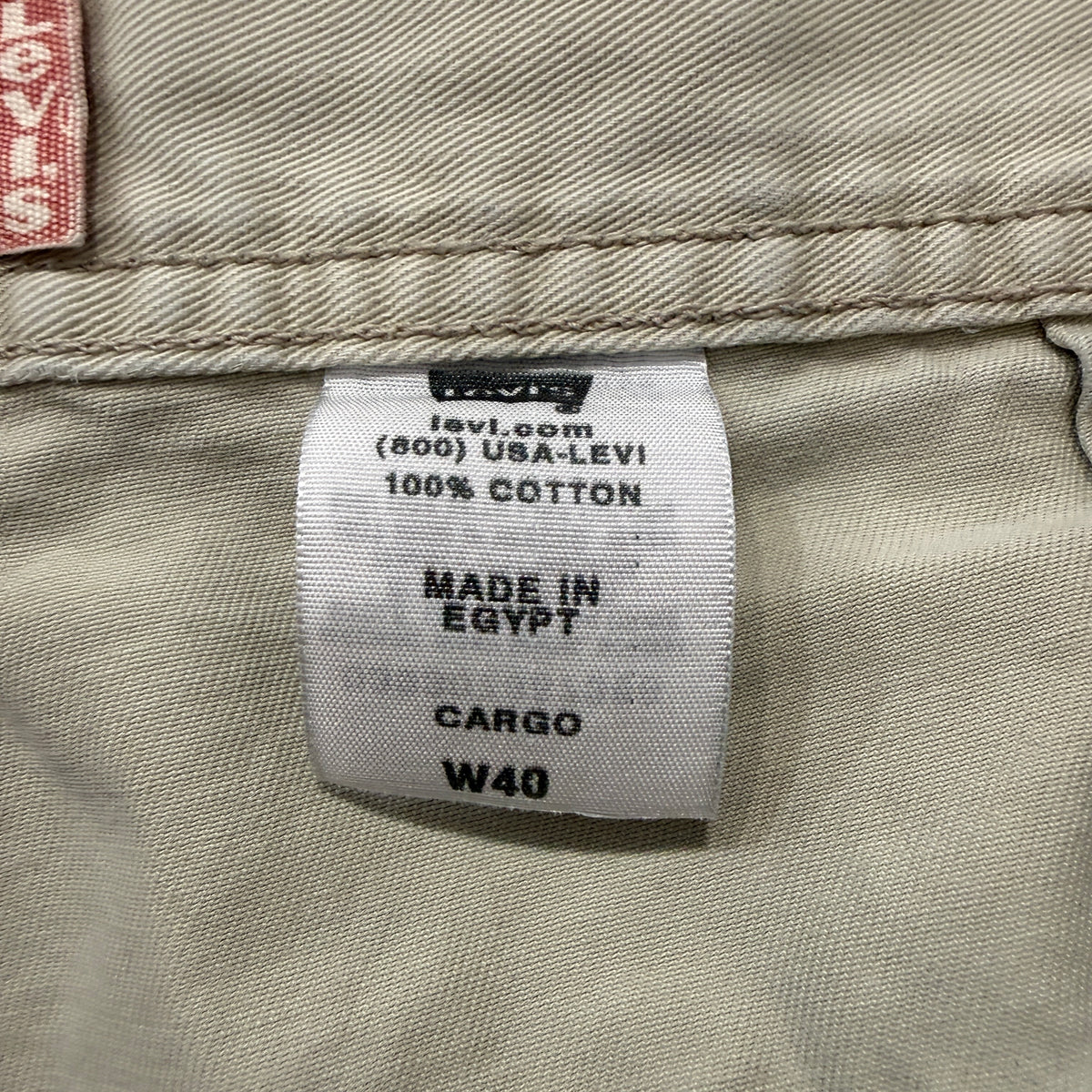 Levis Cargo Shorts Khaki Size 40 photo 4