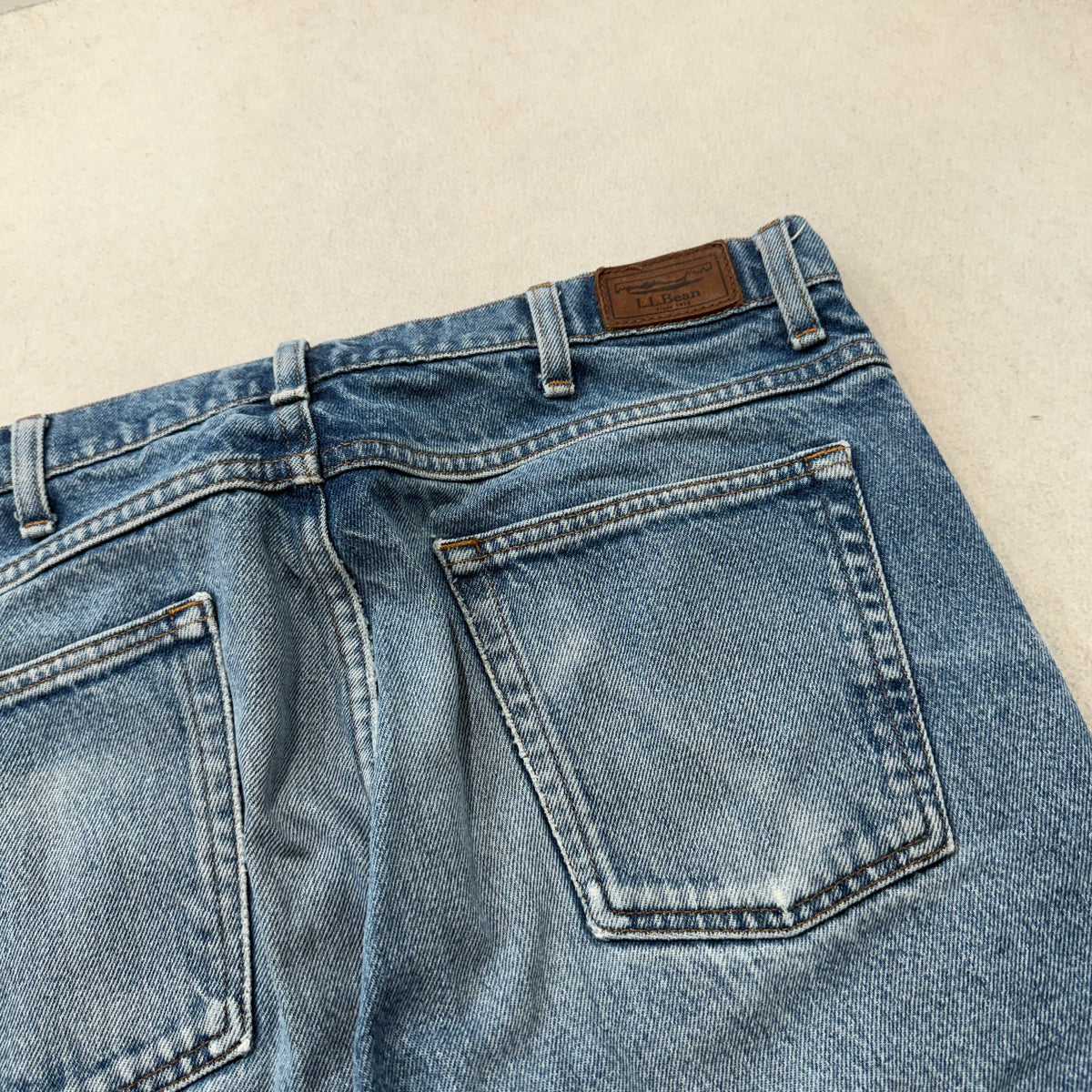 L.L.Bean Standard Fit Light Wash Jeans Size 34x30 photo 8