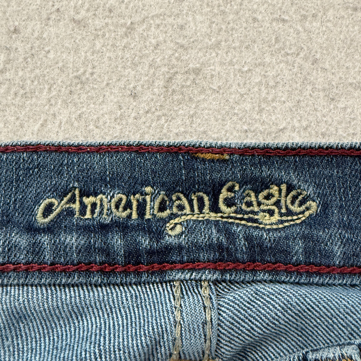 American Eagle Women's Blue Denim Bermuda Shorts Medium Wash Casual Size W28