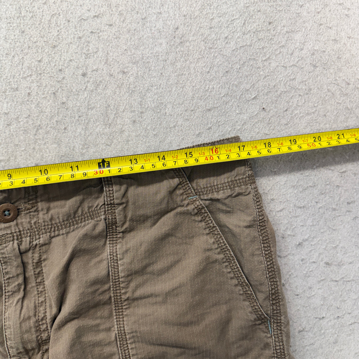 Eddie Bauer Womens Cargo Shorts Brown Size 10 photo 4