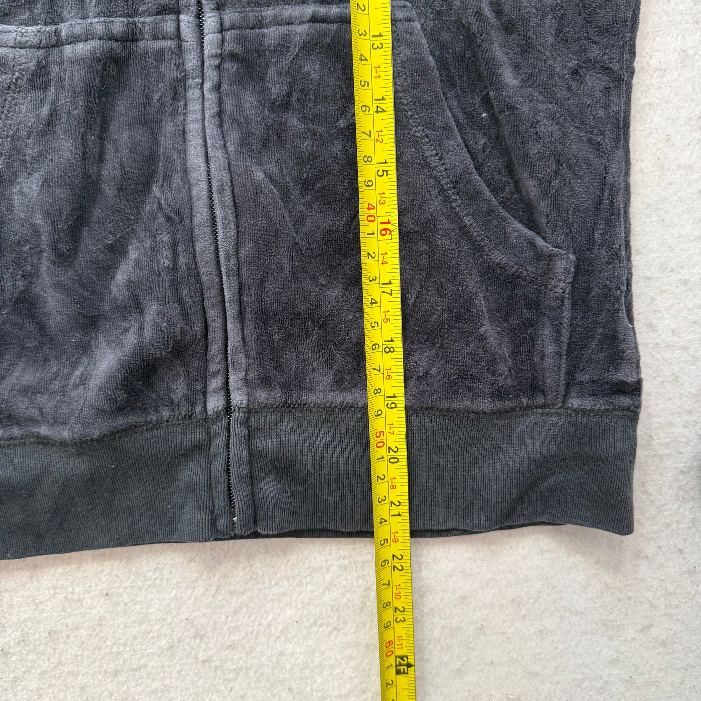 Vintage Juicy Couture “Scottie Dog” Women's Black Velour Full Zip Hoodie Size S