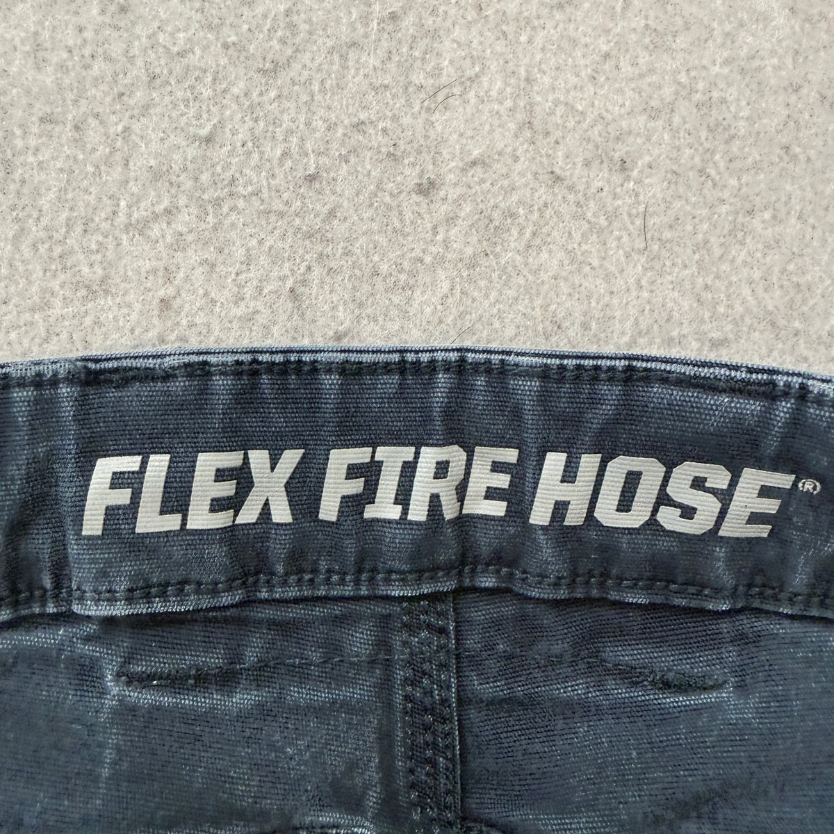 Duluth Trading Co. Flex Fire Hose Relaxed Fit Cargo Work Pants Size 32x32 photo 4