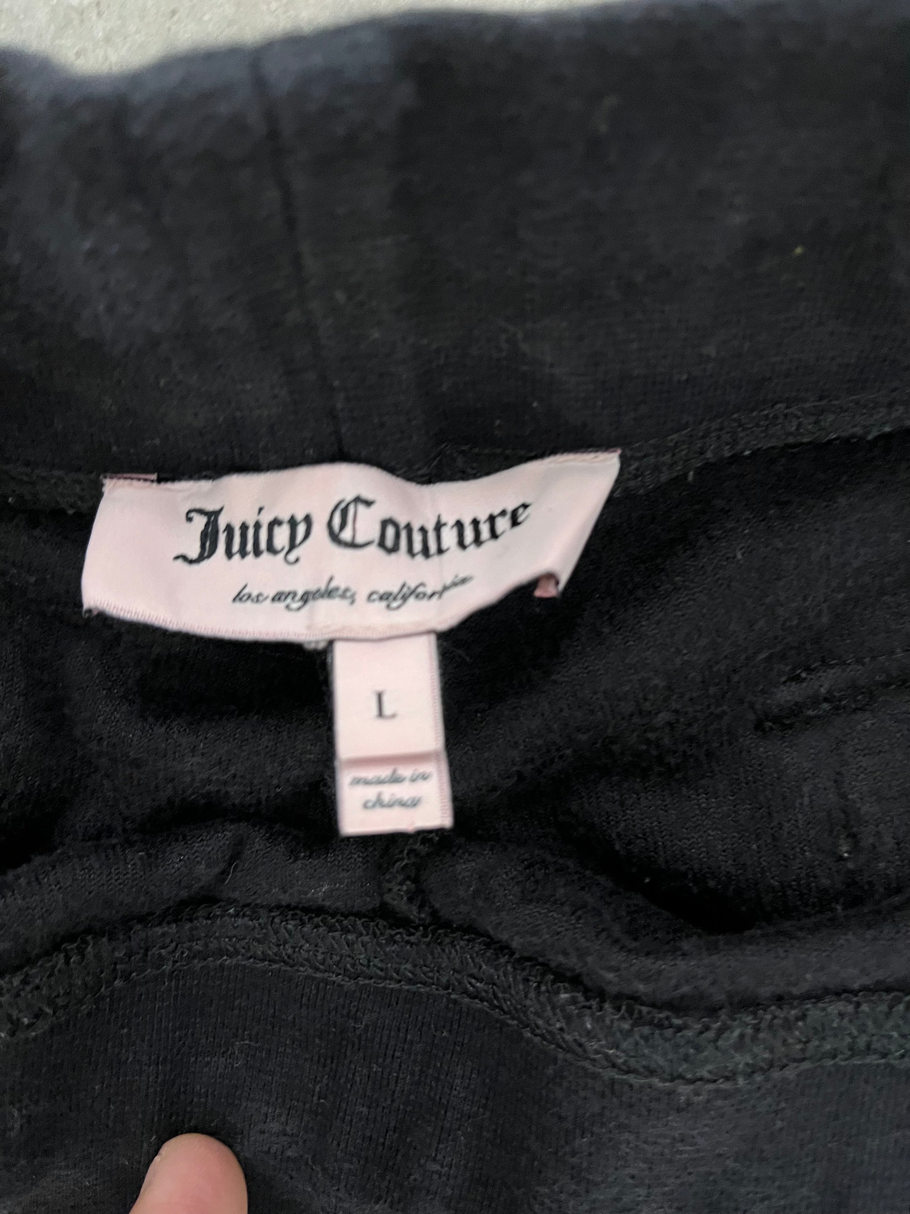 Juicy Couture Velour Back Snap Pockets + Logo Size L