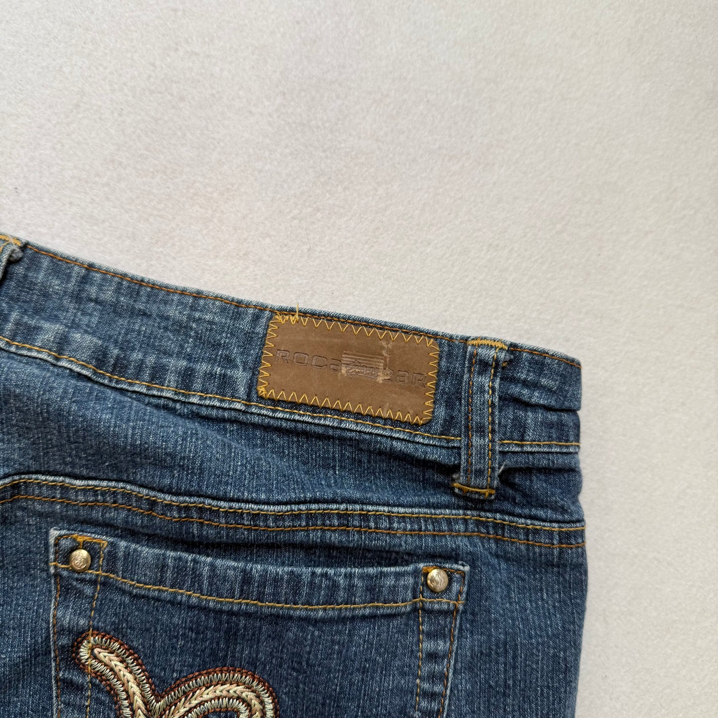 Rocawear Women's Dark Wash Blue Denim Bootcut Jeans 5-Pockets Design Y2K Size 18