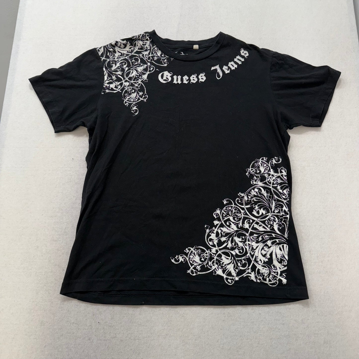 Guess Jeans Black Graphic T-Shirt “Legends Never Die” Gothic Print Size L