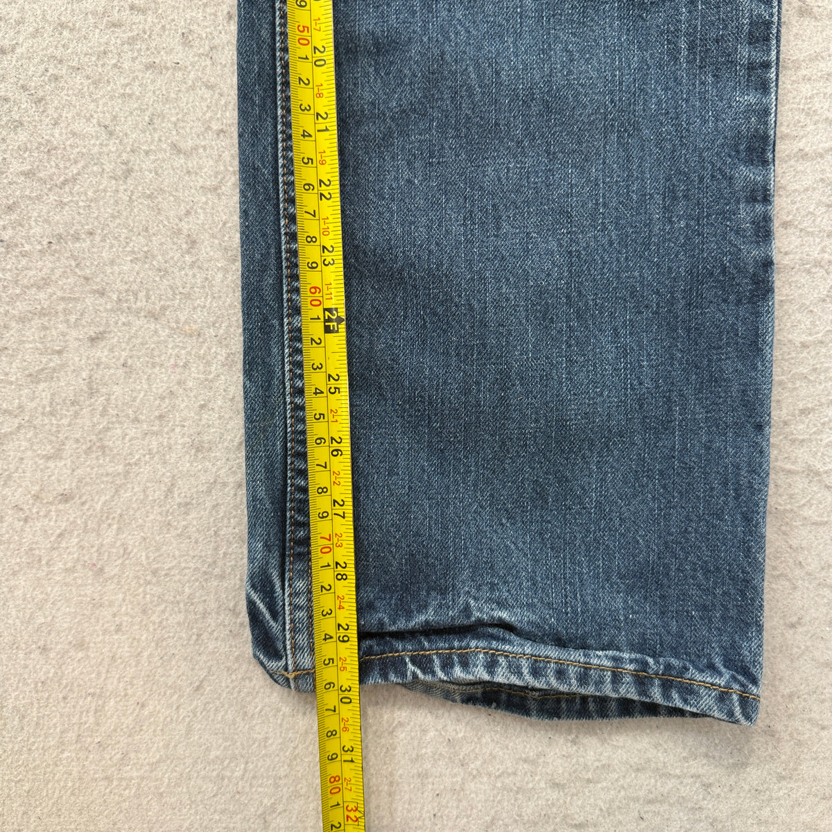 Hollister Medium Wash Straight Jeans Size 32x30 photo 5