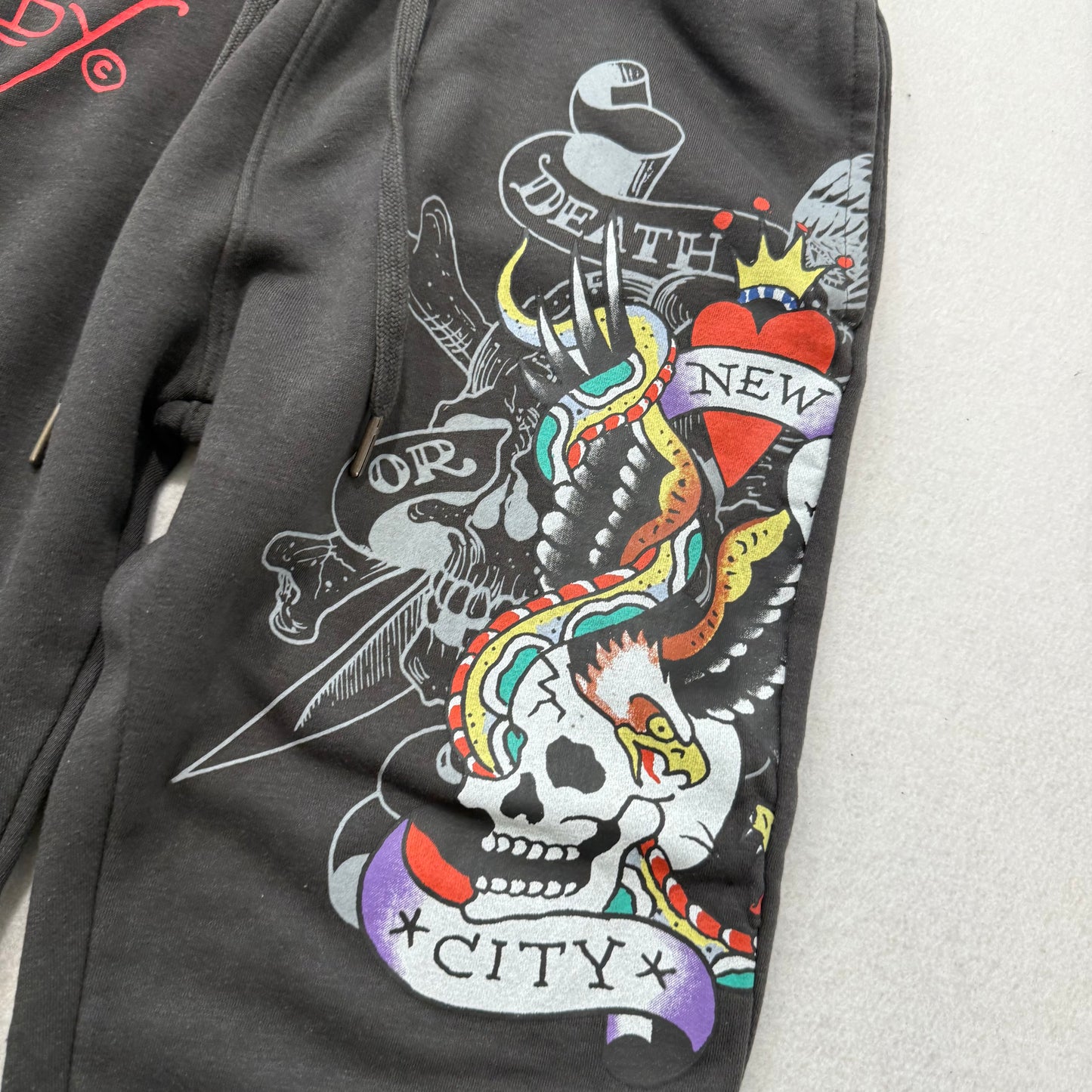 ED HARDY “NYC Skull” CHARCOAL GRAPHIC PANTS