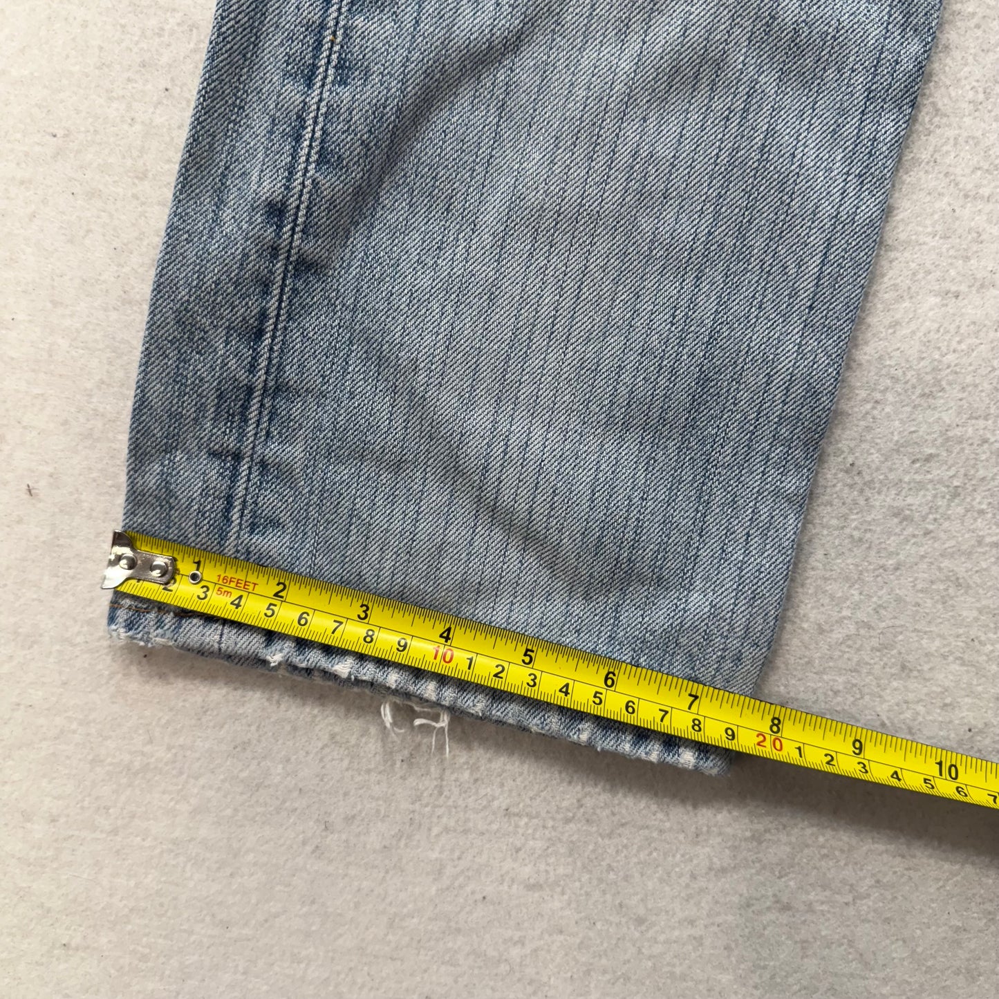 Gap Women's Light Wash Blue Denim Long Bootcut Jeans Button-Fly Low Rise Size 28