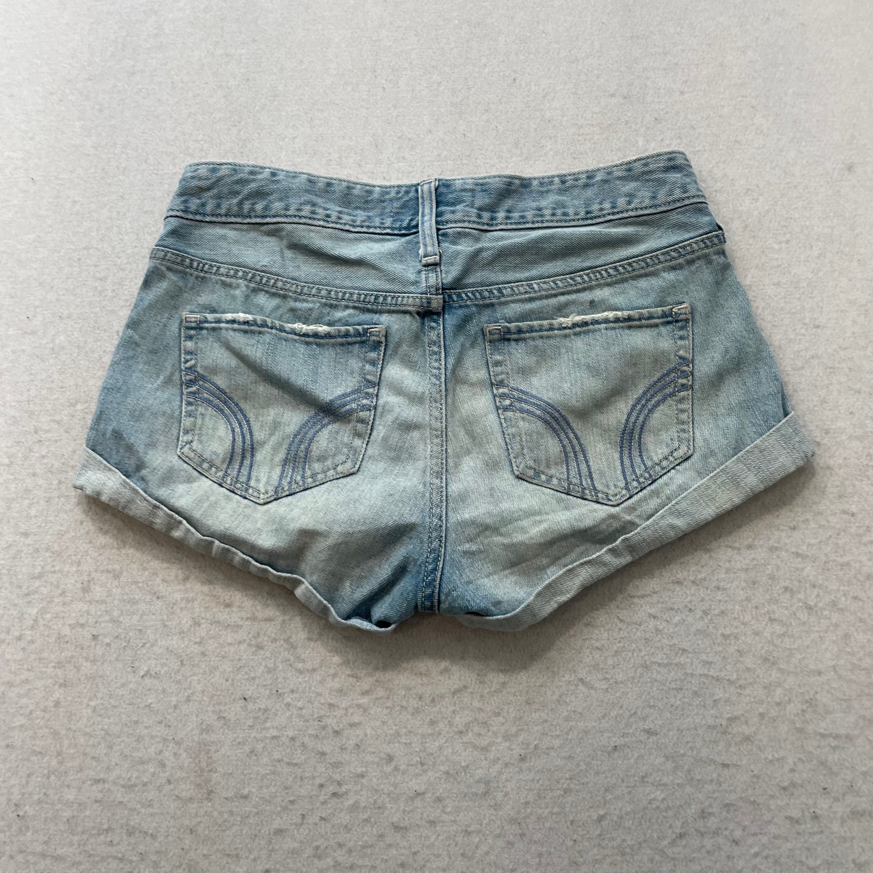 Hollister Women's 3 Blue Denim Cuffed Hem Shorts Button Fly Casual Fit Size W26