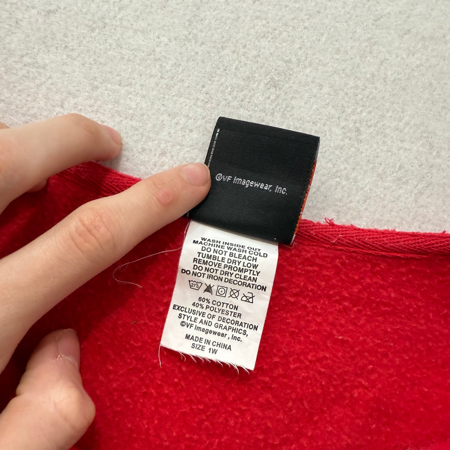 Harley-Davidson Women's Red Pullover Sweatshirt V-Neck Kangaroo Pocket Size 1W