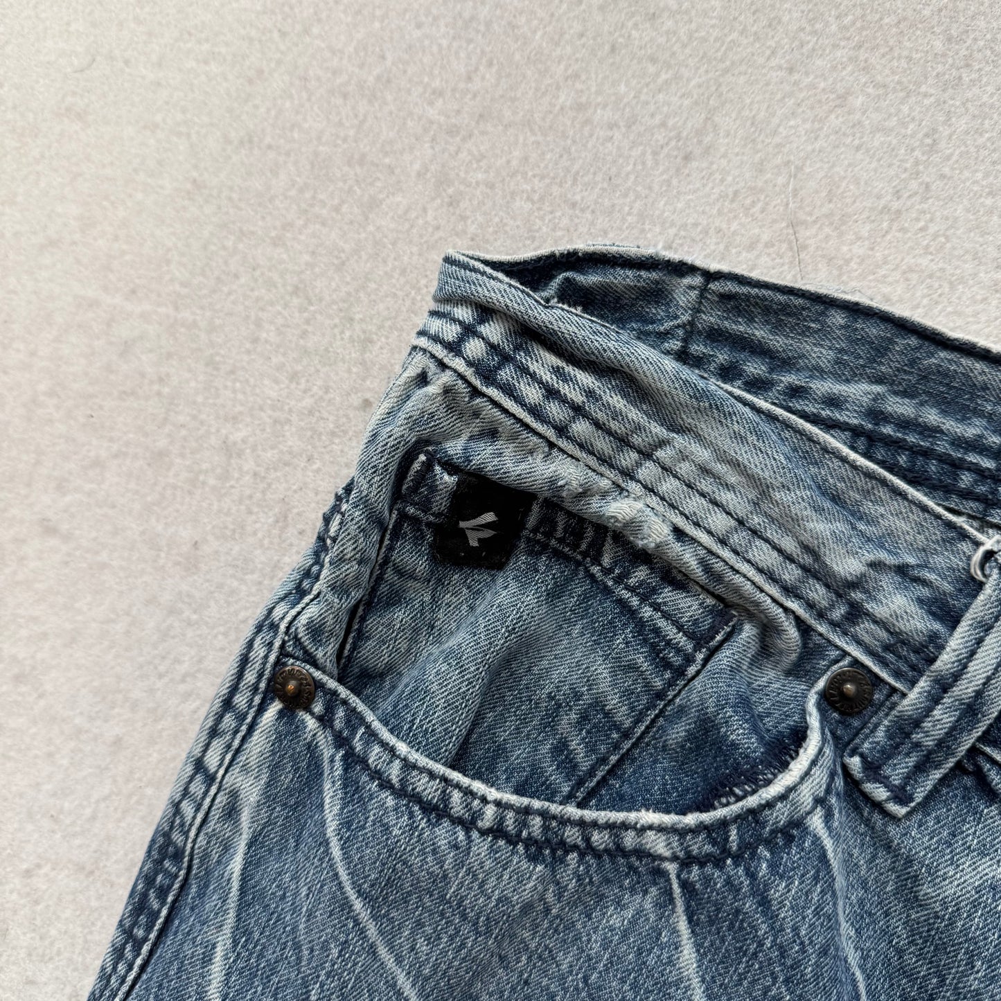 Southpole Men's Acid Wash Blue Denim Relaxed Fit Baggy Distressed Jeans Size 38