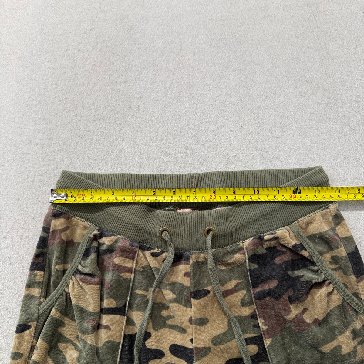Vintage Juicy Couture Women's Camo Print Velour Flared Leg Track Pants Y2K Size S