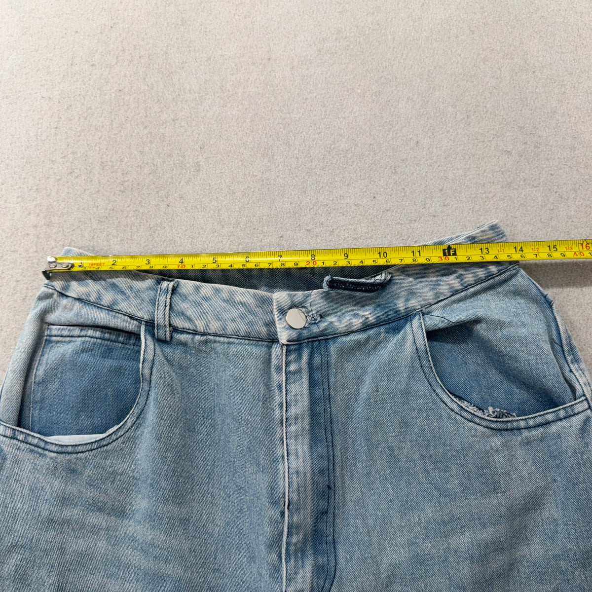 Unbranded Womens Light Wash Wide Leg Distressed Jeans Size 6 photo 4