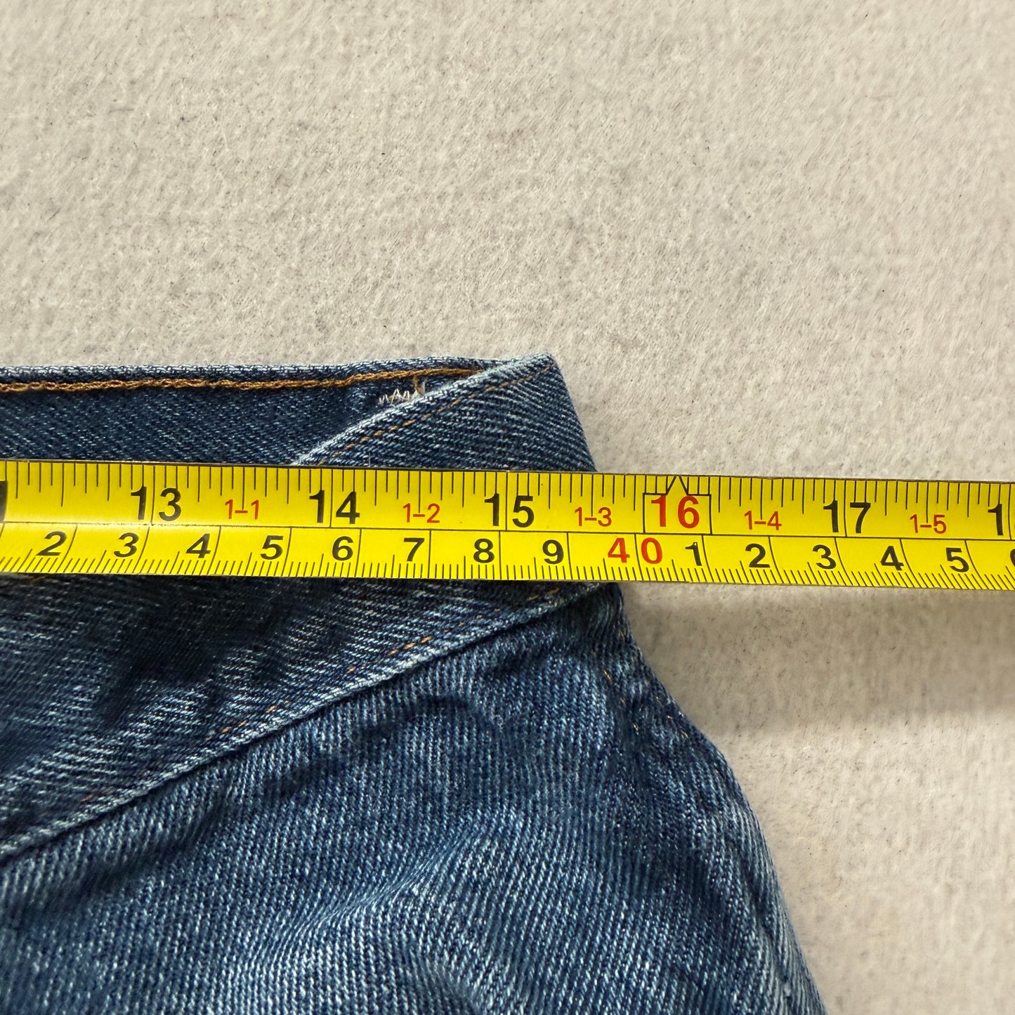 Rustler Men's Blue Denim Jeans Relaxed Fit Zip-Fly Pockets Classic Size 33x30