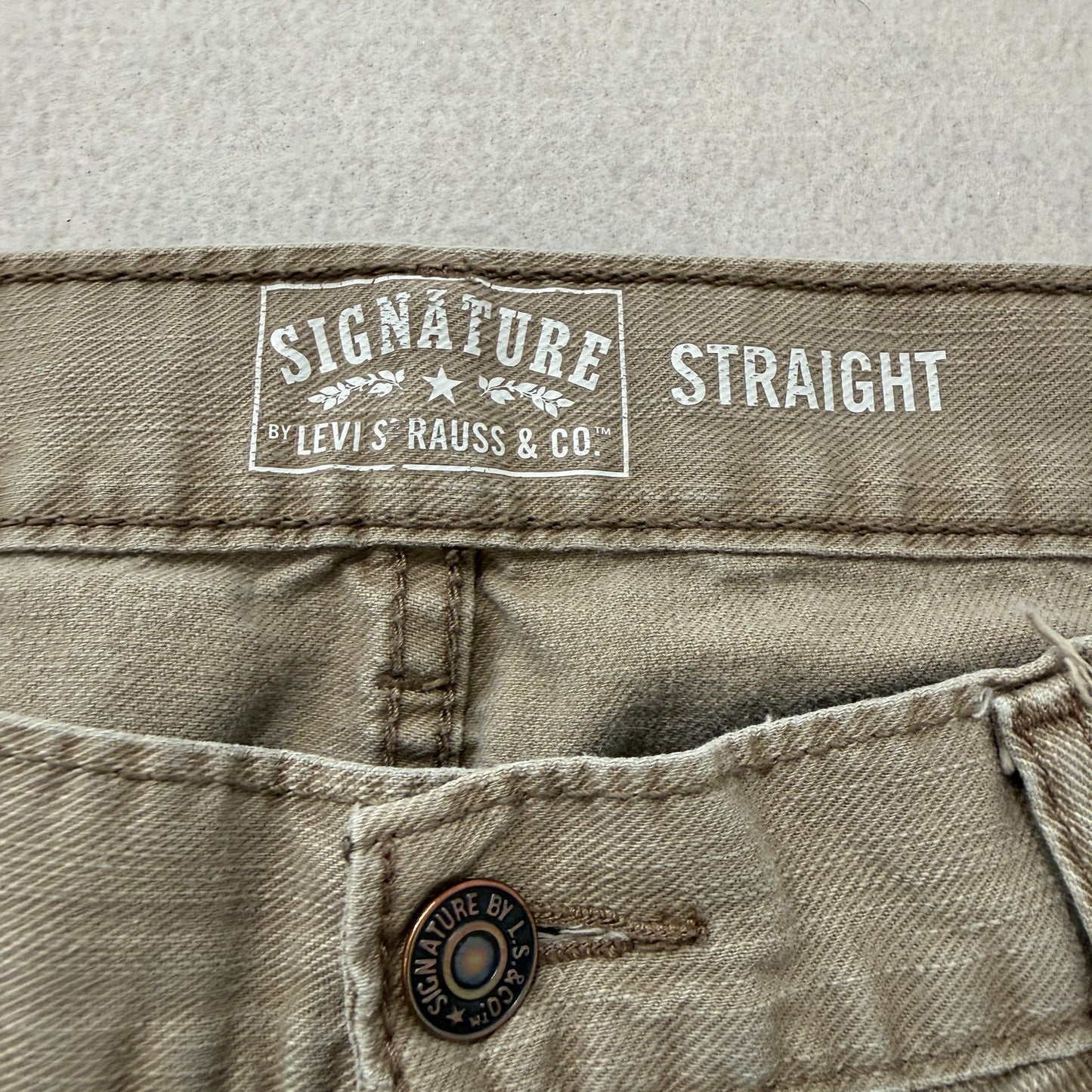Levi's Signature Men's Khaki Denim Jeans Pockets Classic Straight Size 38x30