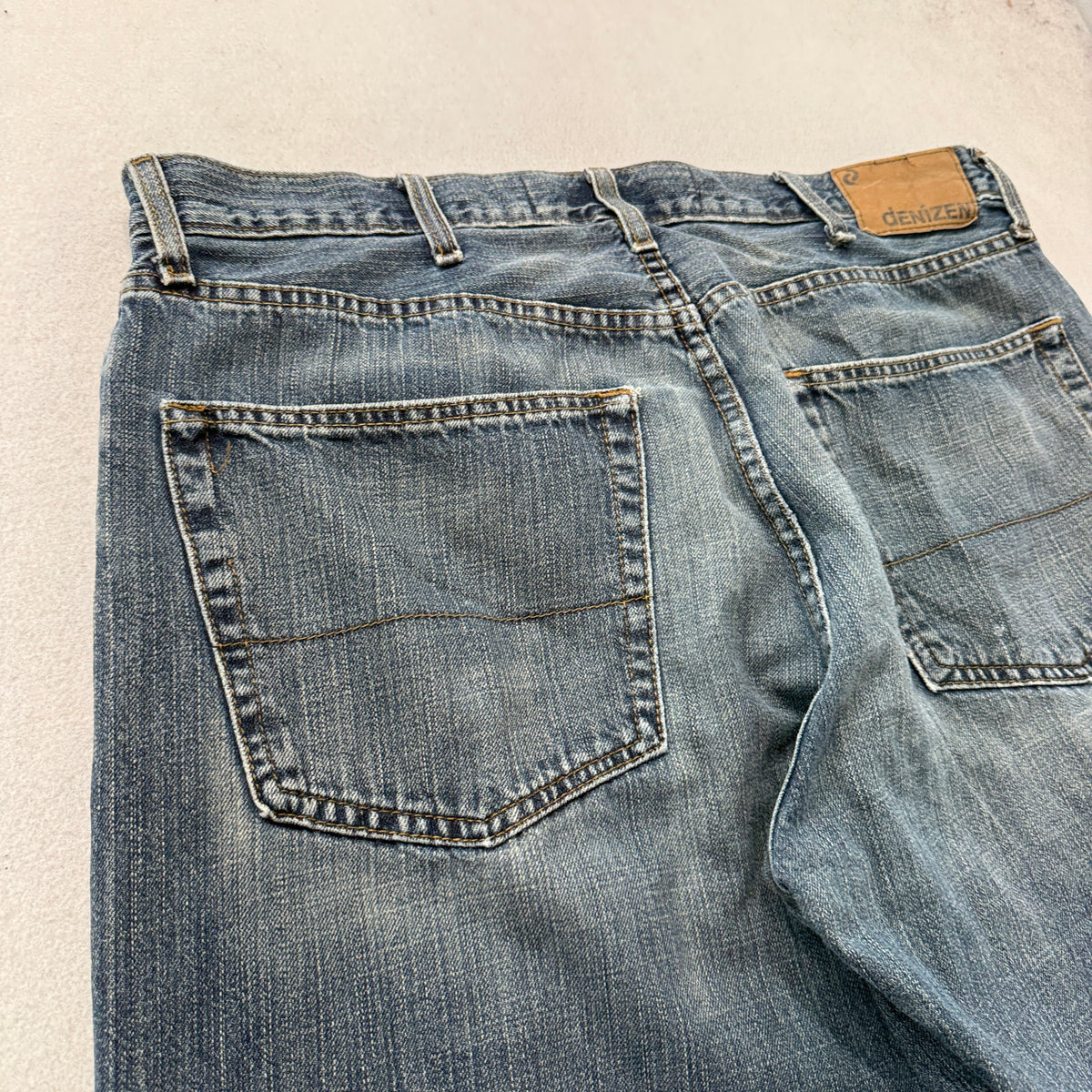 Levi's Denizen 299 Men's Blue Denim Jeans Loose Fit Zip-Fly Pockets Size W38