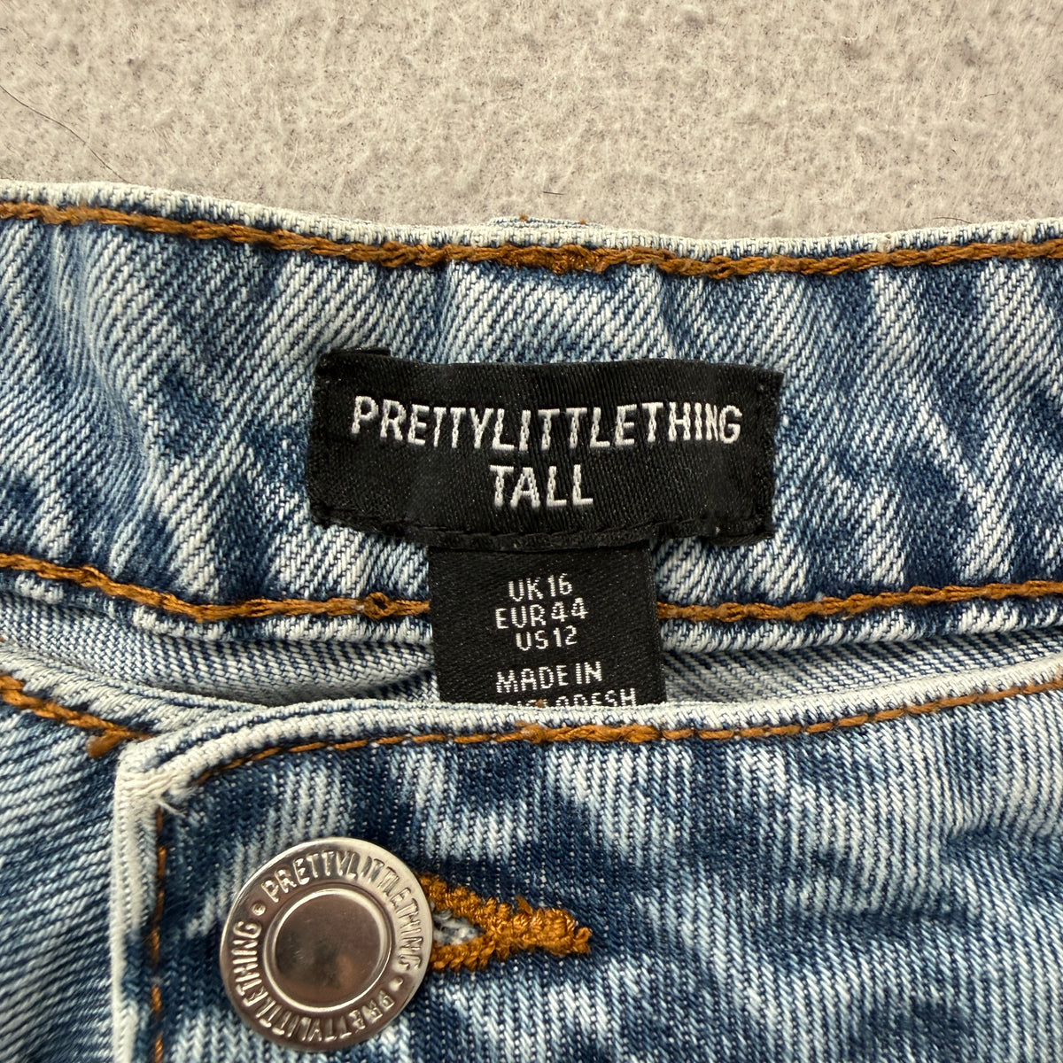 PrettyLittleThing Tall Light Wash Wide Leg Jeans Size 12 photo 3