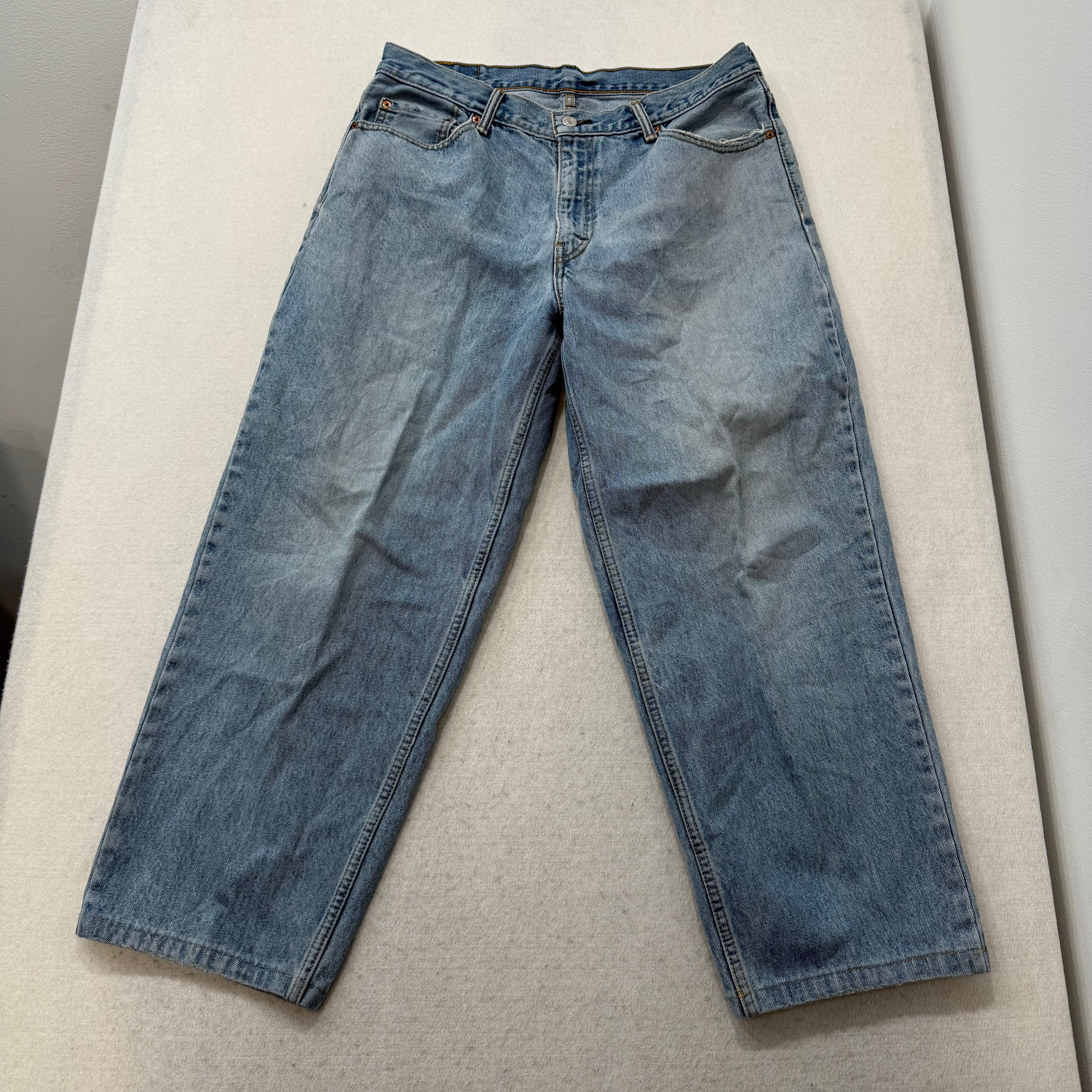 Levi's Strauss & Co. 560 Men's Medium Blue Denim Straight Wide Leg Jeans Size 36