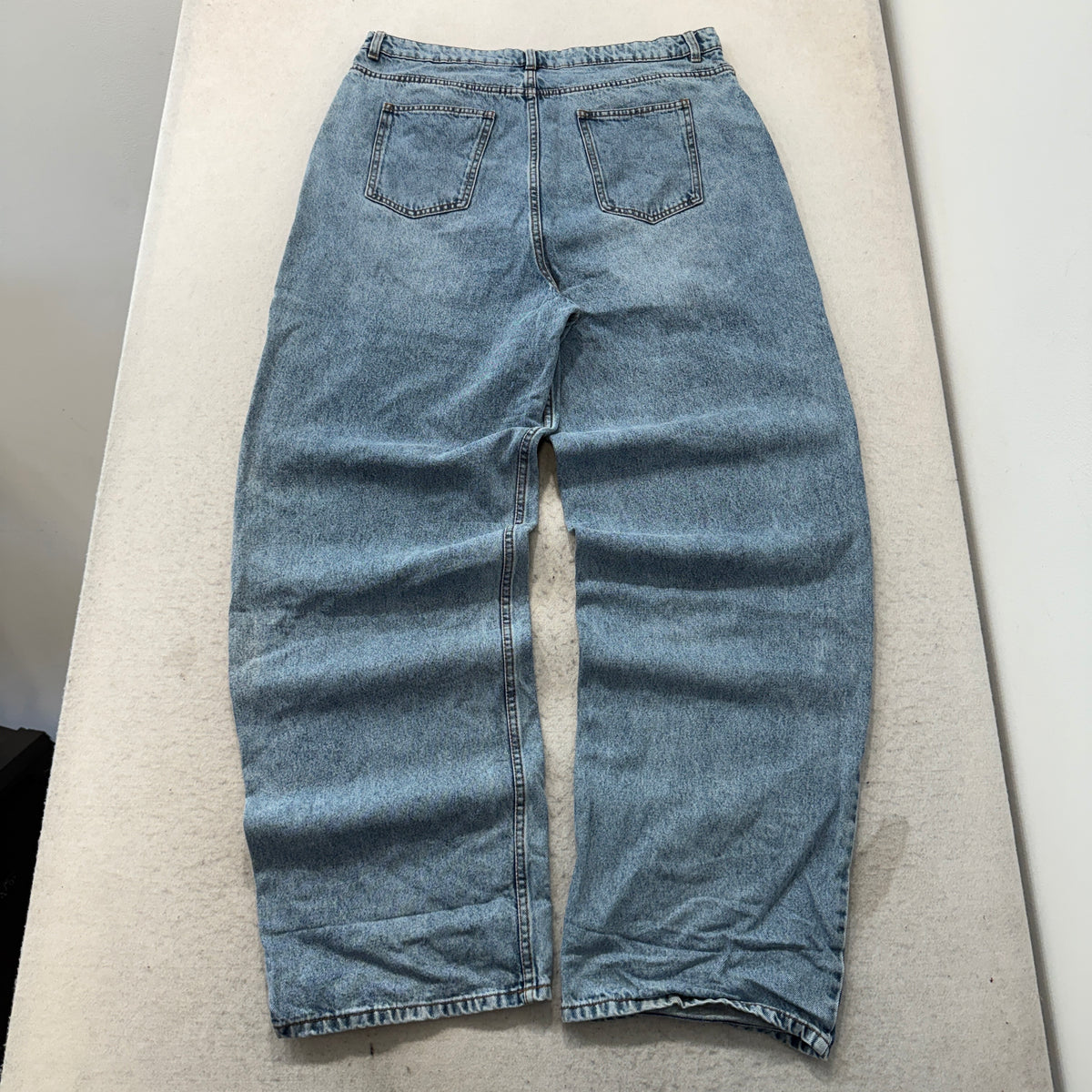 PrettyLittleThing Tall Light Wash Wide Leg Jeans Size 12 photo 2