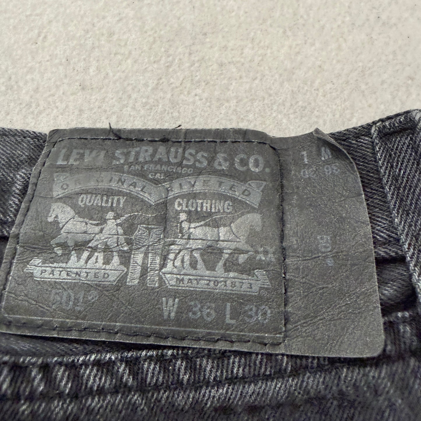 Levi's 501 Waterless Men's Black Denim Jeans Zip-Fly Pockets Classic Size 36x30