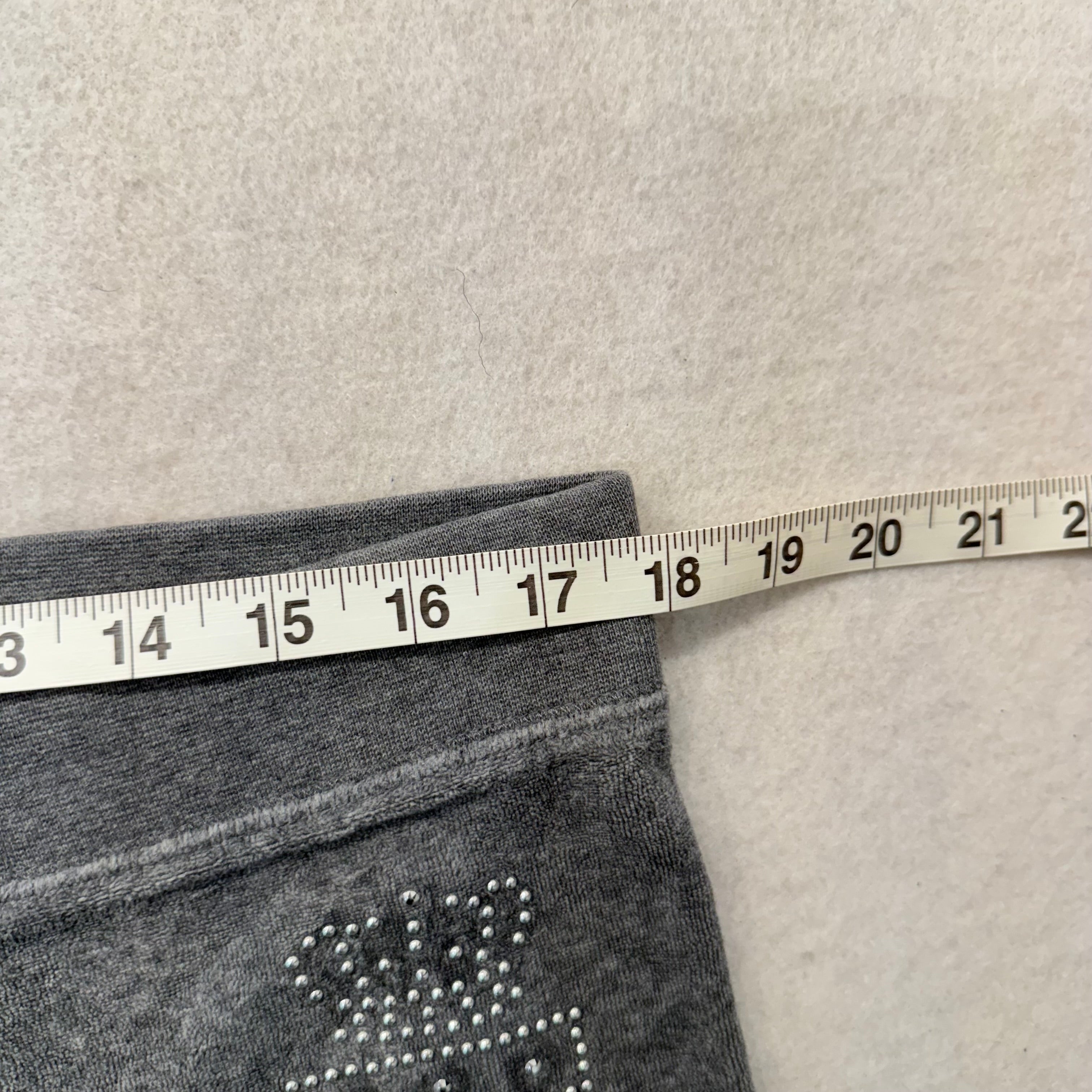 Vintage Juicy Couture Rhinestone Crown Shield Crest Gray Flare Velour Pants Size XL