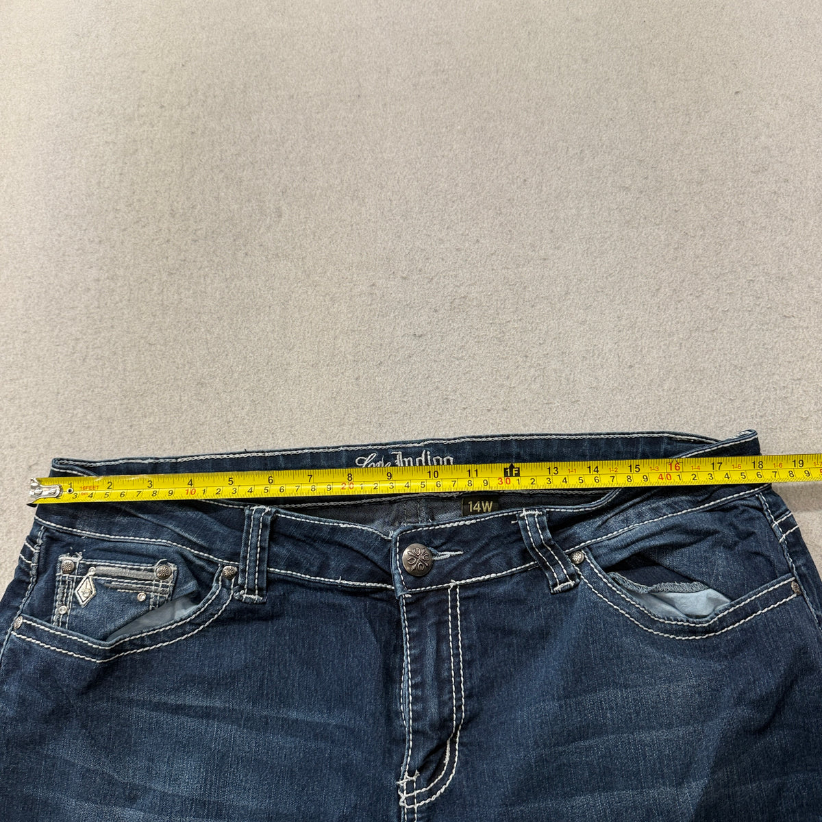Love Indigo Premium Capri Jeans Women's Dark Wash Embellished Fleur Pockets Size 14 photo 4