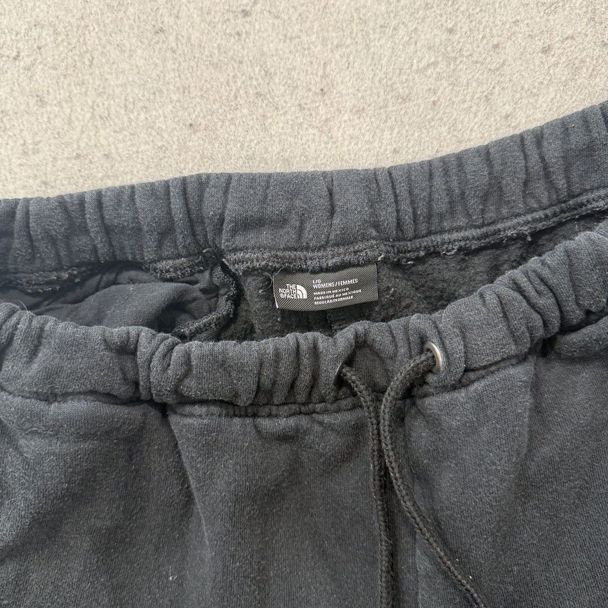 The North Face Black Fleece Jogger Sweatpants Size M photo 3