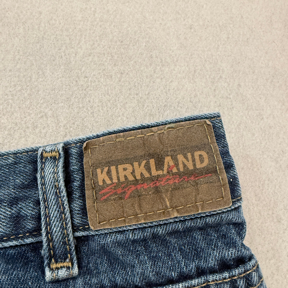 Kirkland Signature Medium Wash Jeans Size 34x34 photo 4