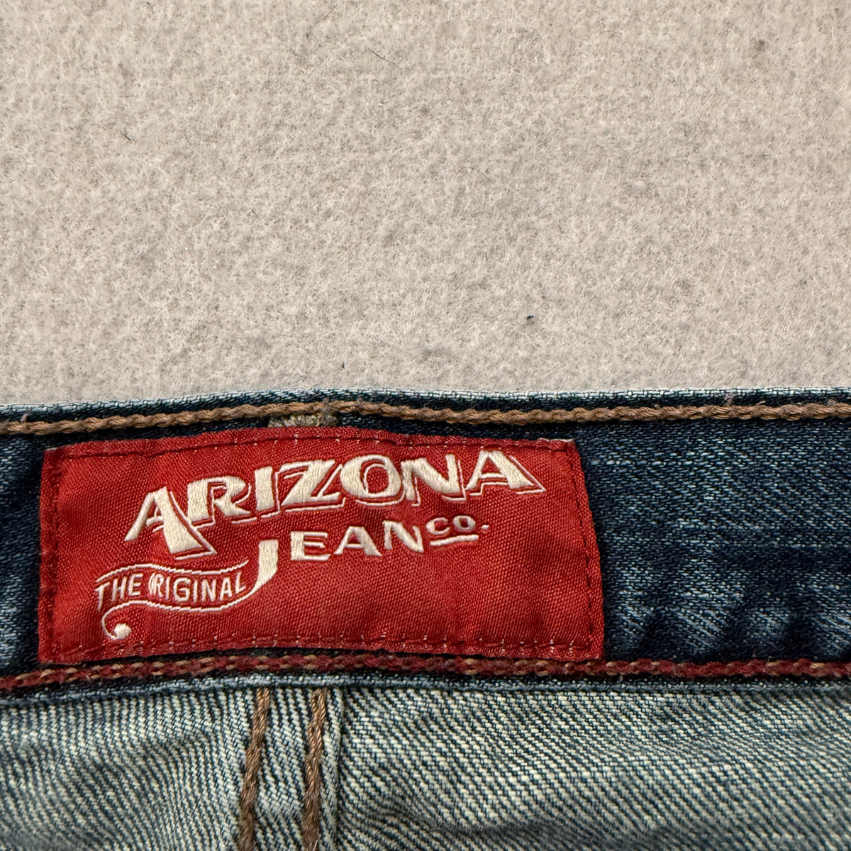 Arizona Jean Co. Medium Wash Denim Jeans Size 31x30 photo 3
