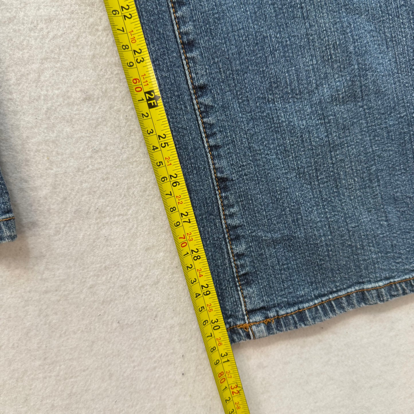 Rocawear Women's Medium Wash Blue Denim Bootcut Jeans Low Rise Casual Size 18
