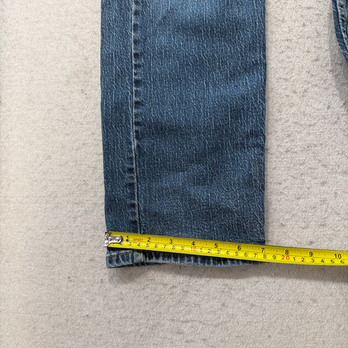 Levis Medium Wash Straight Leg Jeans Size 32x30 photo 5