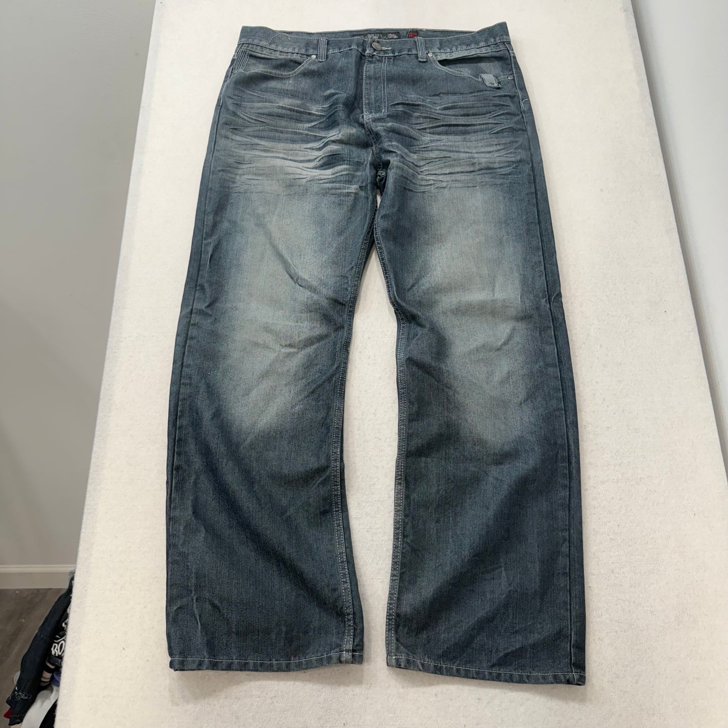 GS115 Men Medium Wash Blue Denim Straight Wide Leg Jeans Zip Flap Pocket Size 40